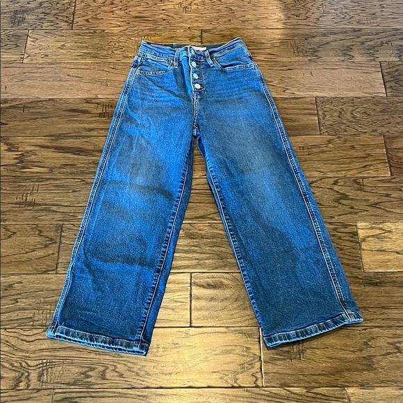Levi’s Mile High Cropped Wide Leg Size 24 - Picture 1 of 16